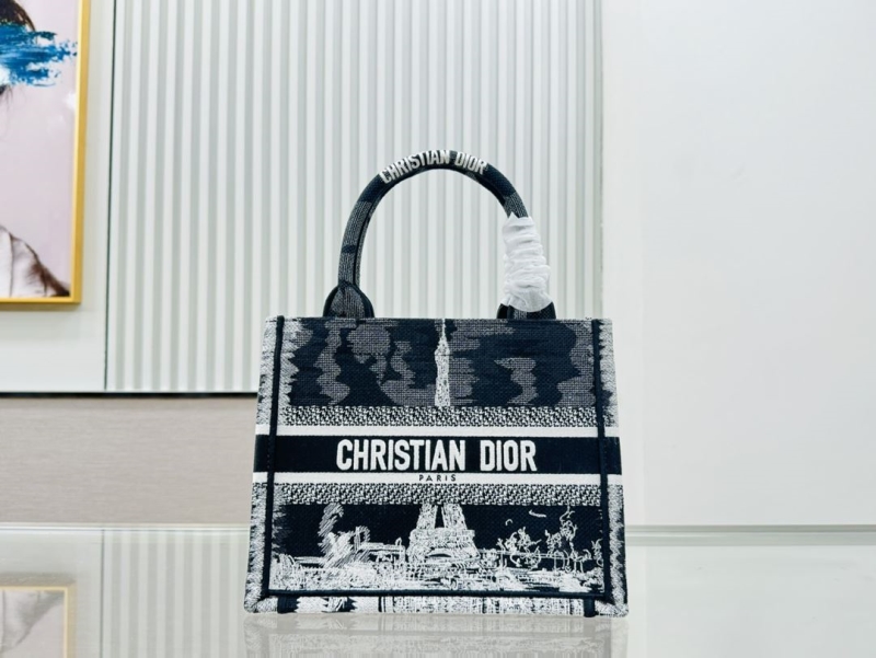 Dior Shopping Bags